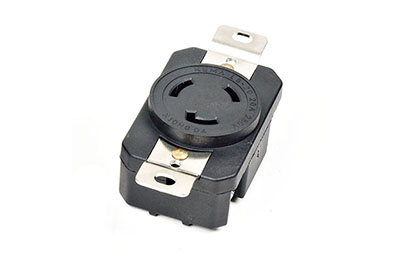 三合一插座的連接方法